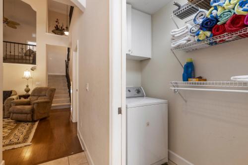 Siesta Avenida Townhome 5208 - photo 29