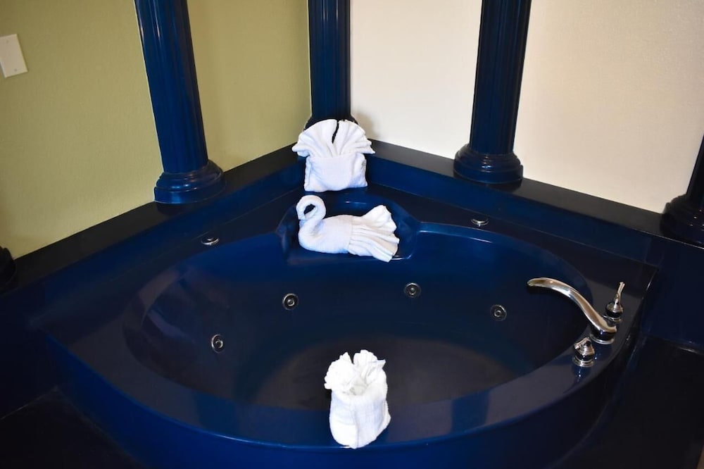 Casa Bella Hotel and Suites - photo 3