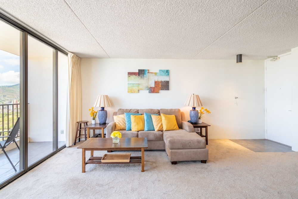 Waikiki Banyan Condo Located One Block From Waikiki Beach by Koko Resort Vacation Rentals - photo 88