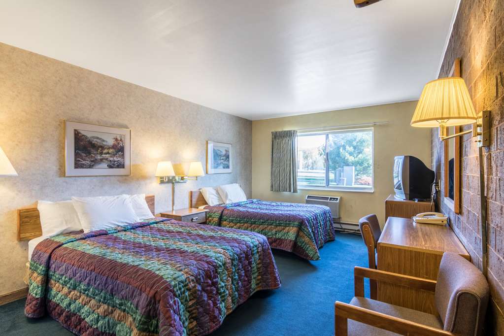 Motel 6 Eau Claire WI - photo 9