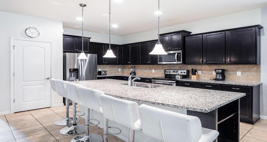 Windsor At Westside Greenview Wonderland 8808 - photo 14