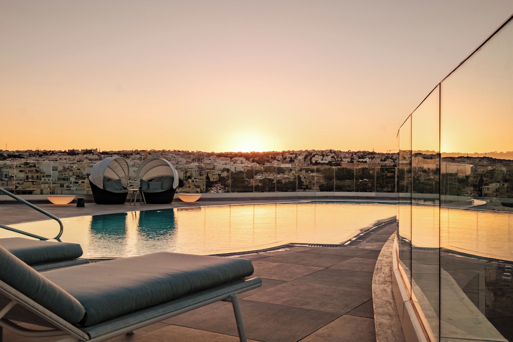 Hyatt Regency Malta - last minute hotel in San Giljan