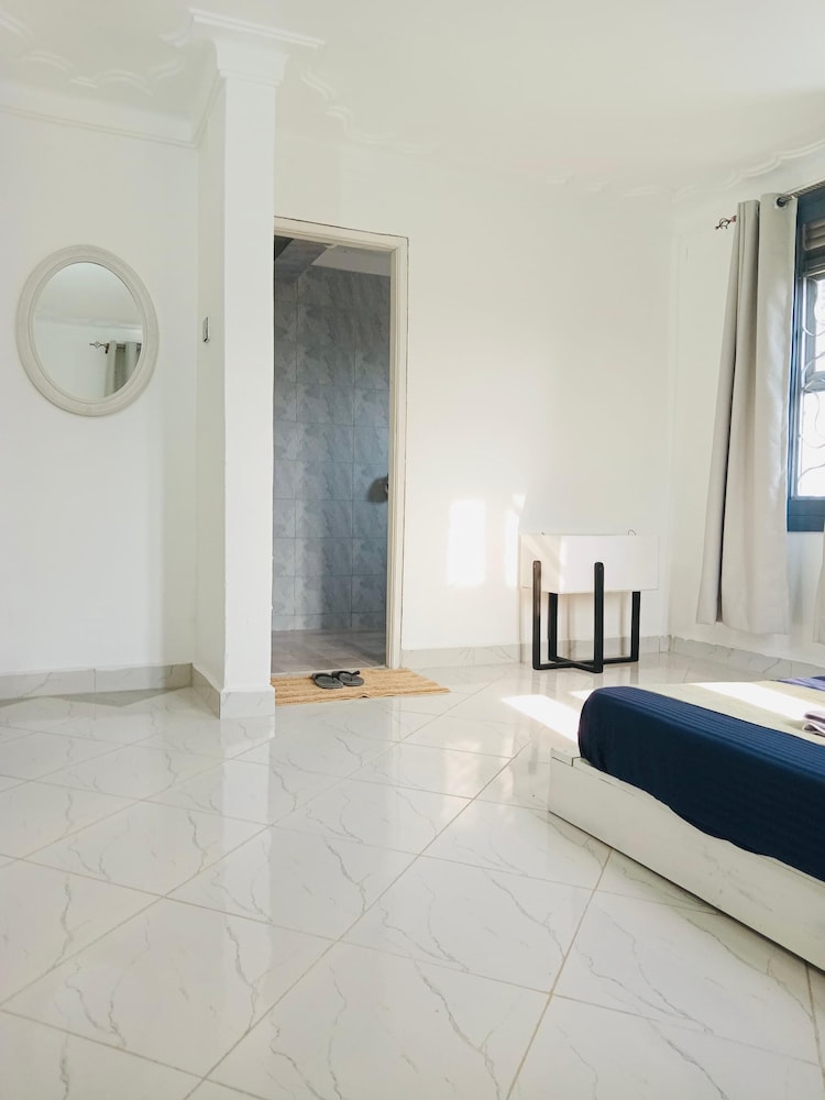 Dutus ApartHotel Entebbe in Entebbe, Republic of Uganda