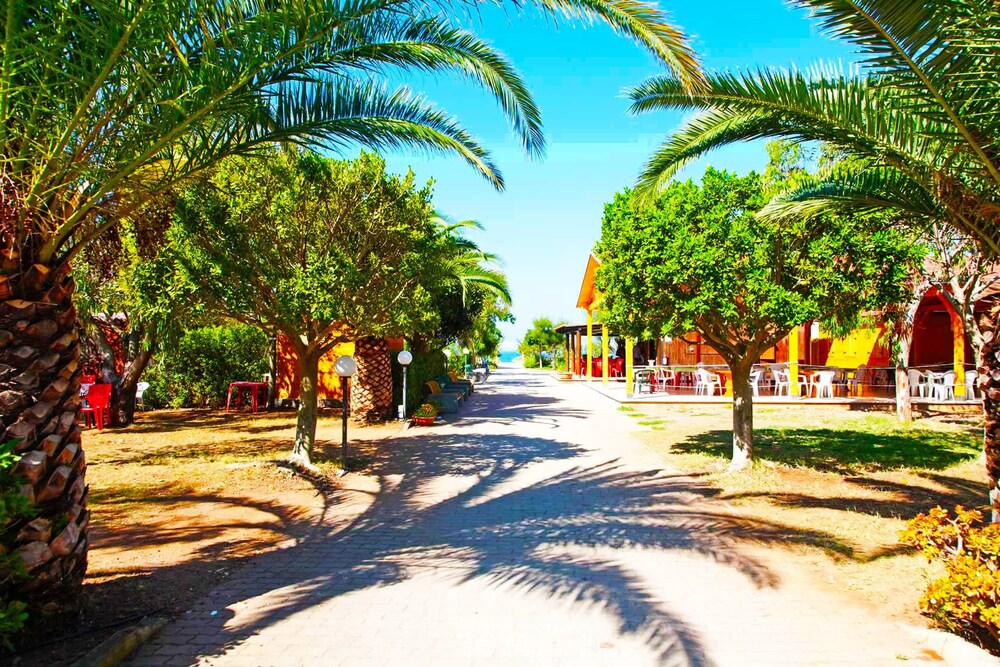 Villaggio Club Dominicus — 4-Star Luxury Hotel in Grisolia, Italy