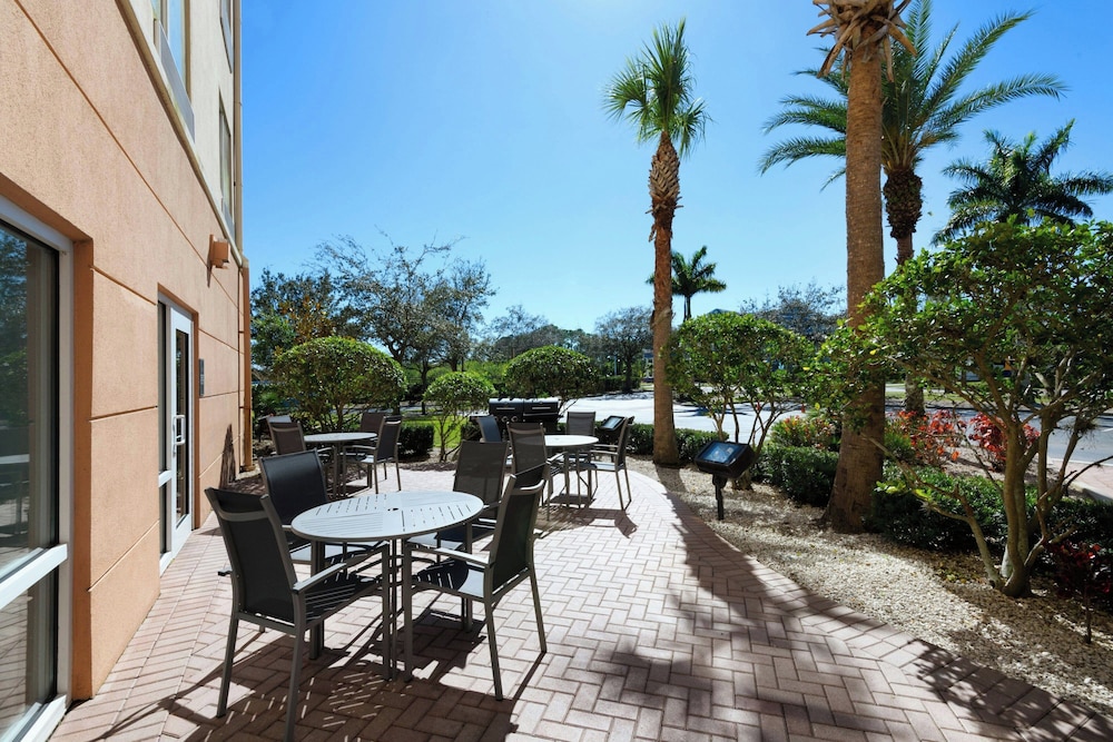 Fairfield Inn & Suites by Marriott Fort Pierce - photo 27
