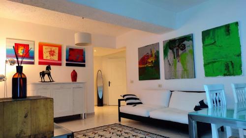Residenza Bertolini — 4-Star Luxury Hotel in Fosdinovo, Italy