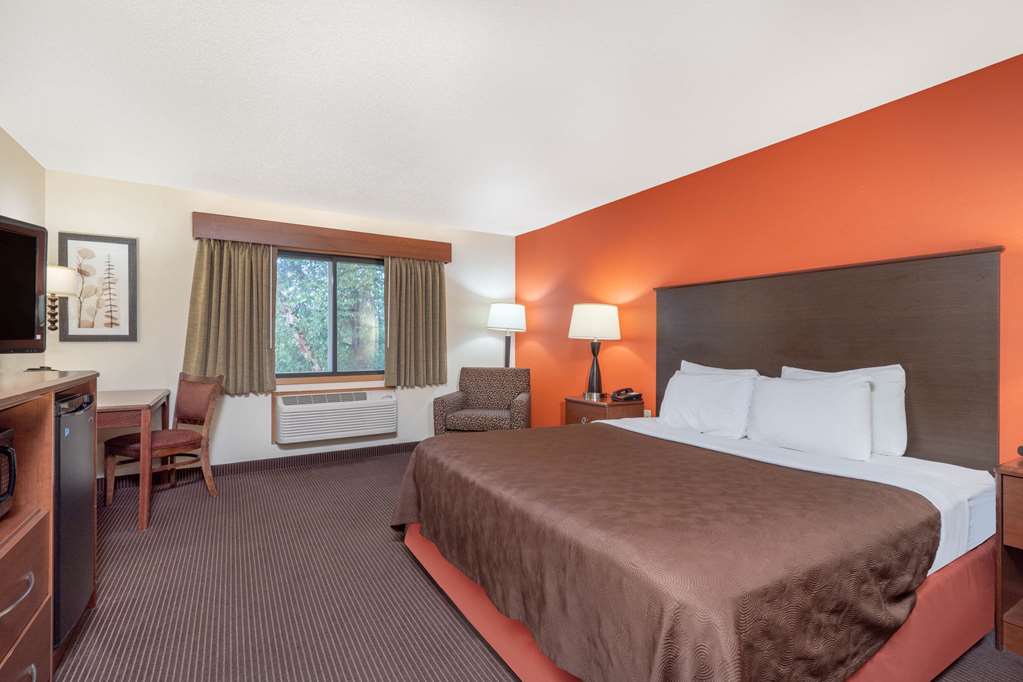 AmericInn by Wyndham Coon Rapids - photo 21