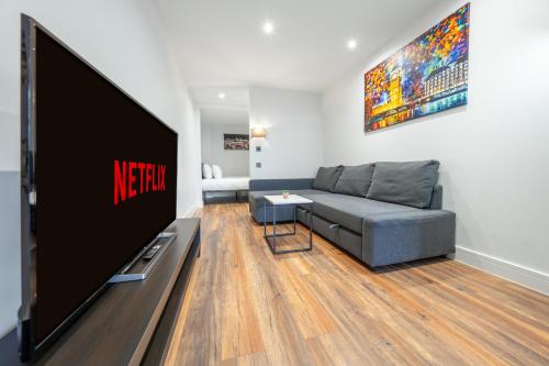 5 West London Brand New Loft — 4-Star Luxury Hotel in London, United Kingdom