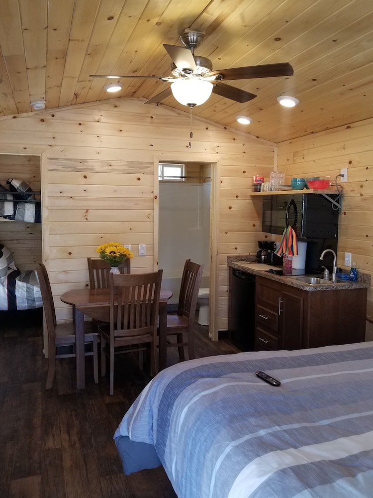 Castle Gate RV Park - photo 3