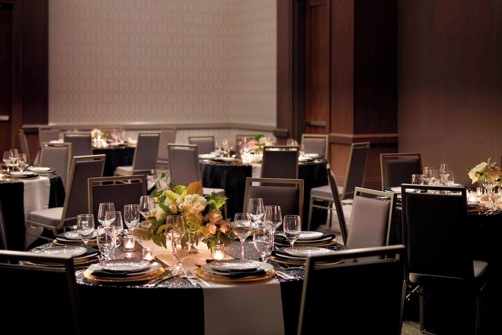 Marriott Columbus University Area - photo 41