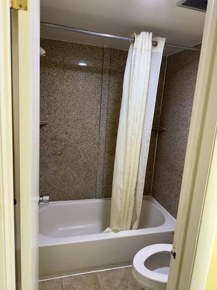Relax Inn - photo 34