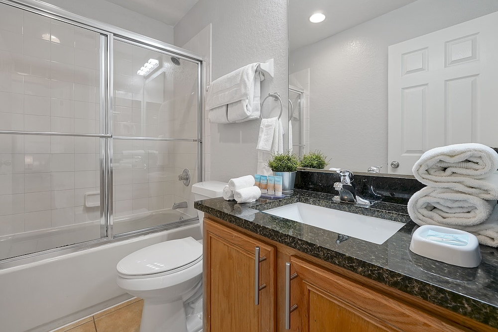 Regal Oaks Resort Vacation Townhomes by IDILIQ - photo 78