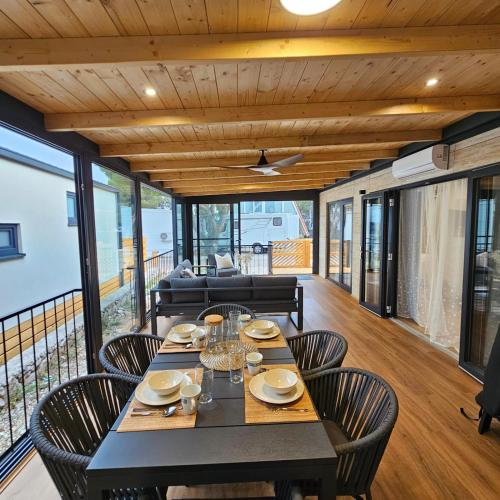 MH Holiday Dream Oaza Mira Resort in Pakostane, Croatia