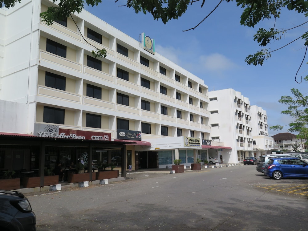 Sea View Resort Hotel & Apartments — hotel in Kuala Belait