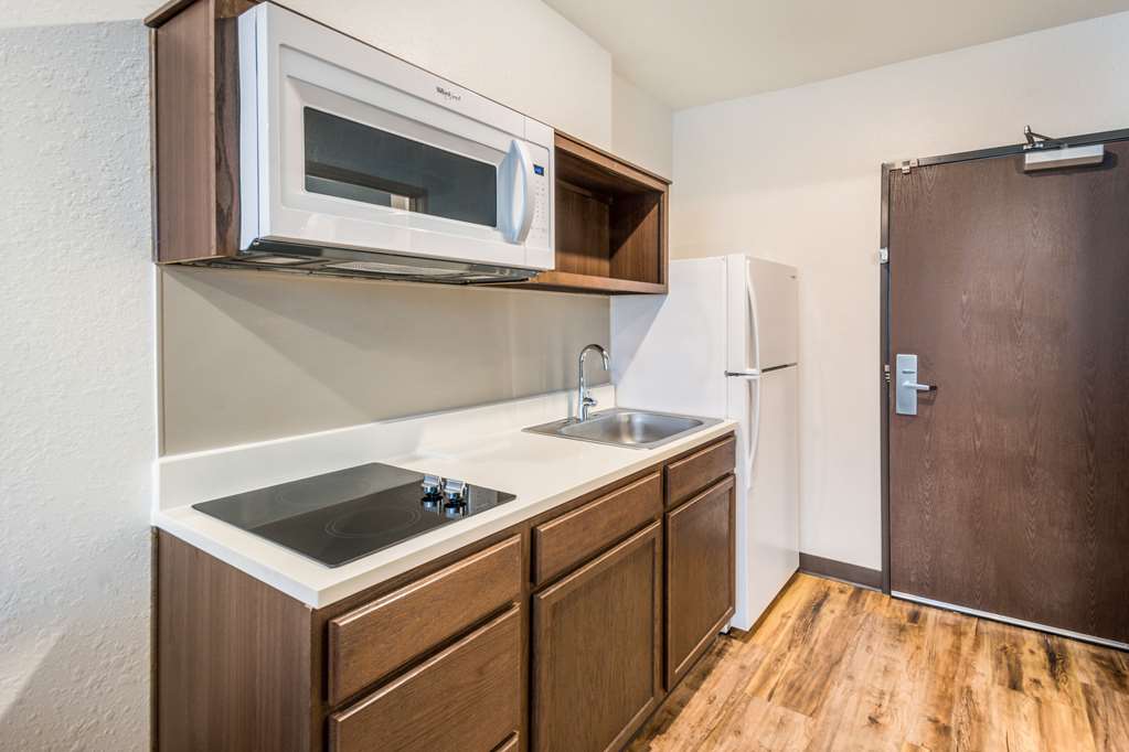 WoodSpring Suites Bradenton - photo 18