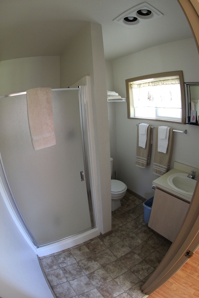 Crater Lake Resort - photo 48