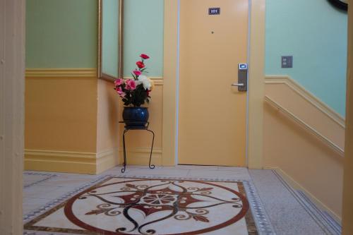 The Sentient SF - photo 44