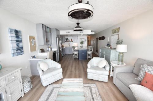 0407 Waters Edge Resort 1 Bedroom Condo by RedAwning - photo 6