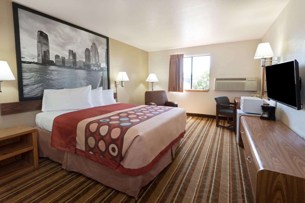 Super 8 by Wyndham Las Cruces White Sands Area - photo 14