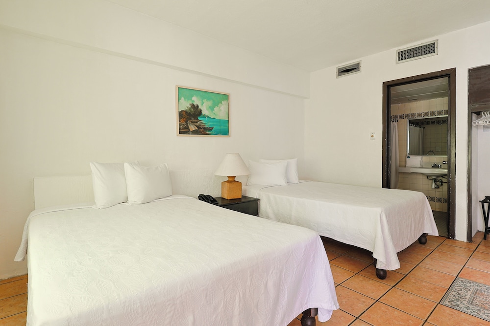 Hotel Delfin Puerto Vallarta
