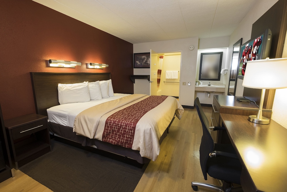 Red Roof Inn Benton Harbor St Joseph - photo 10