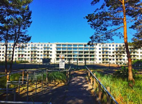 Strandresort Prora WG 316 mit Meerblick und IR Sauna — 4-Star Luxury Hotel in Ostseebad Binz, Germany