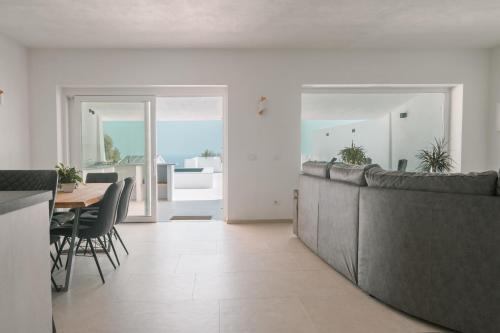 Neues Haus Meerblick Heizung Pool Das Ganze Jahr — 4-Star Luxury Hotel in Torpe, Italy