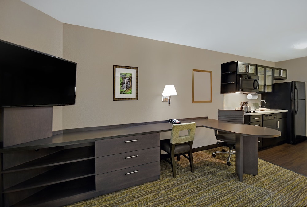 Candlewood Suites Sumter by IHG - photo 14