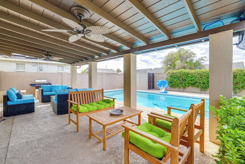 3 Mi to Old Town: Modern Oasis in Scottsdale in Scottsdale, United States