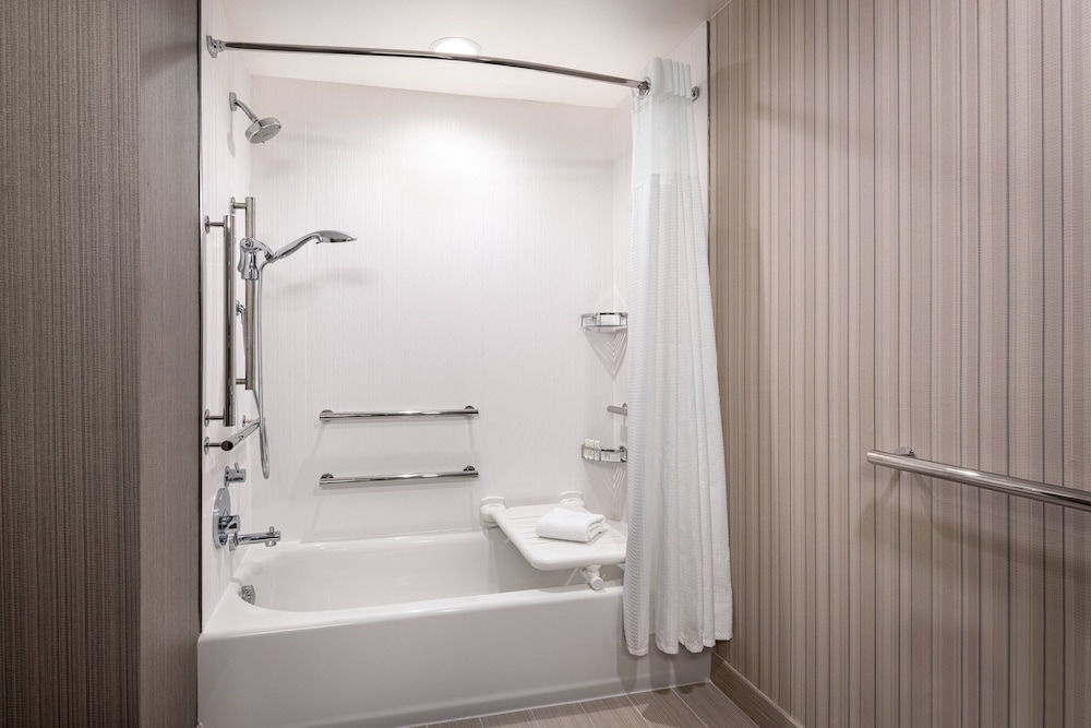 Courtyard by Marriott Petaluma Sonoma County - photo 19