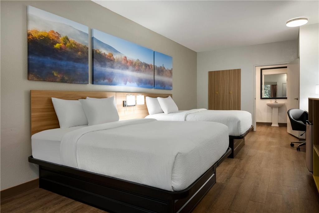 Days Inn by Wyndham Lexington - photo 16