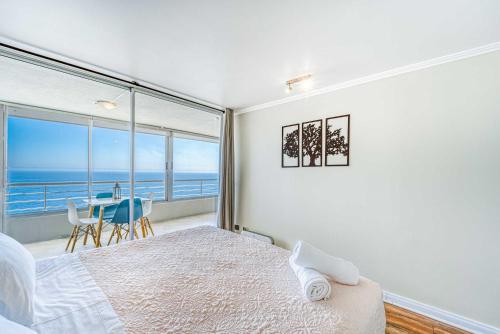 Wood Summer 2B W Parking Wifi & View. — 4-Star Luxury Hotel in Vina Del Mar, Chile