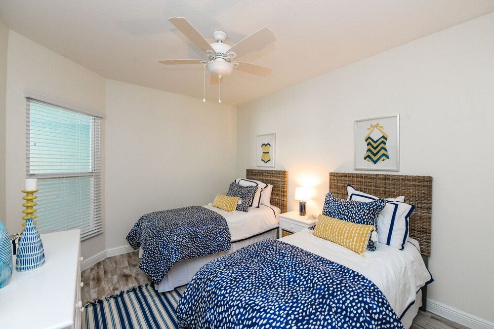 Changes in Latitude 403 - photo 6
