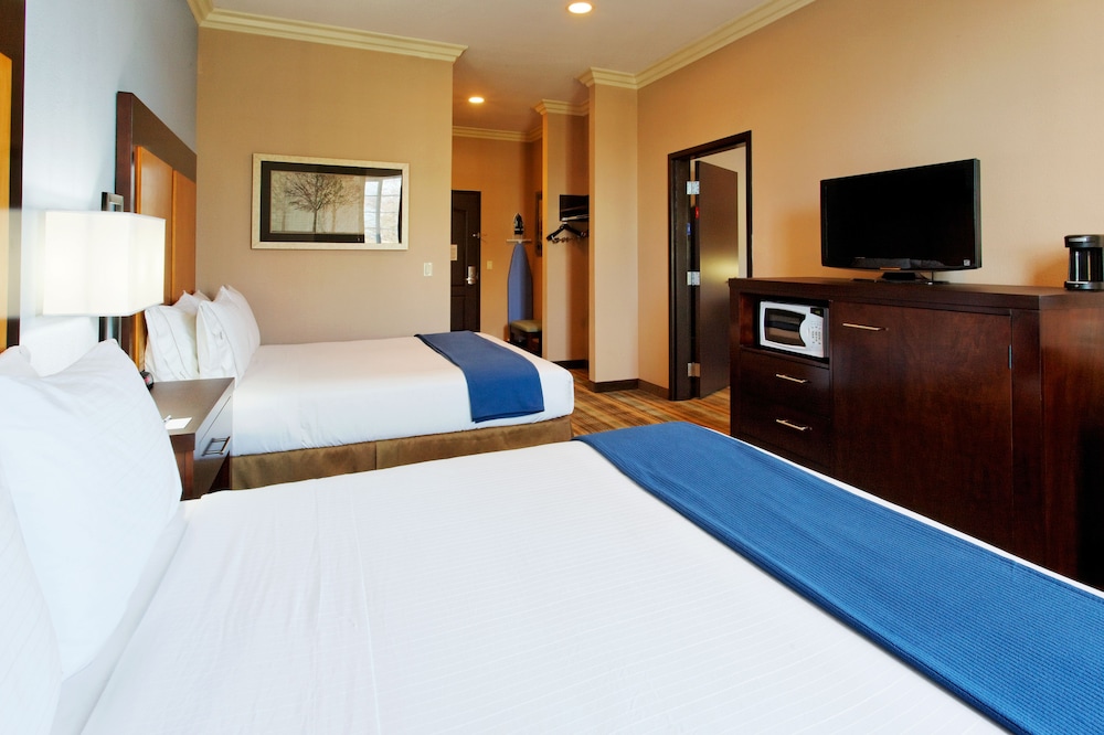 Holiday Inn Express Benicia an IHG Hotel - photo 4