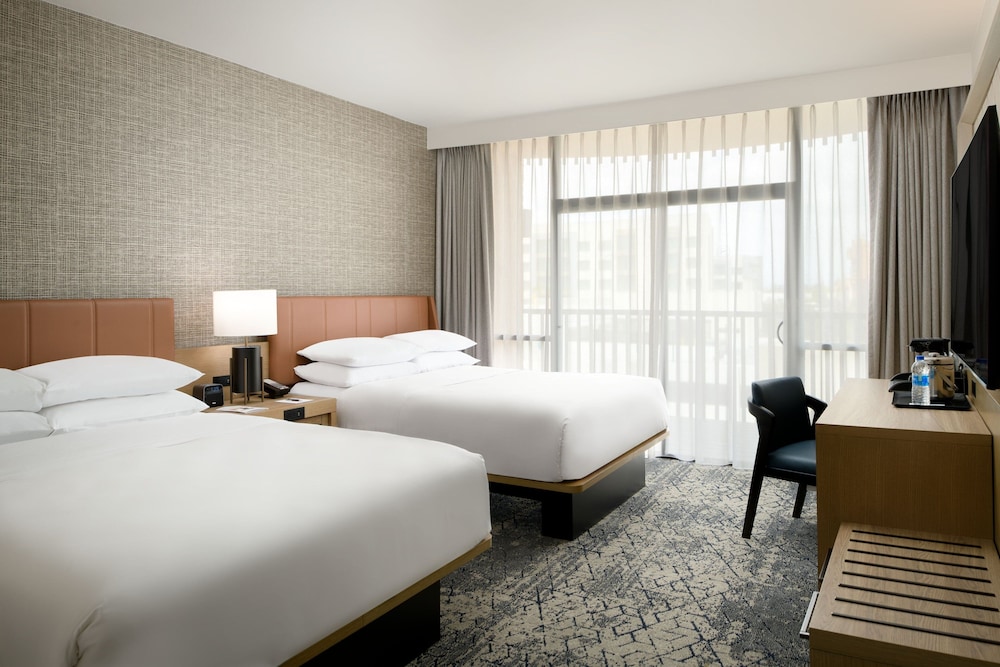 Sheraton Park Hotel at the Anaheim Resort - photo 13