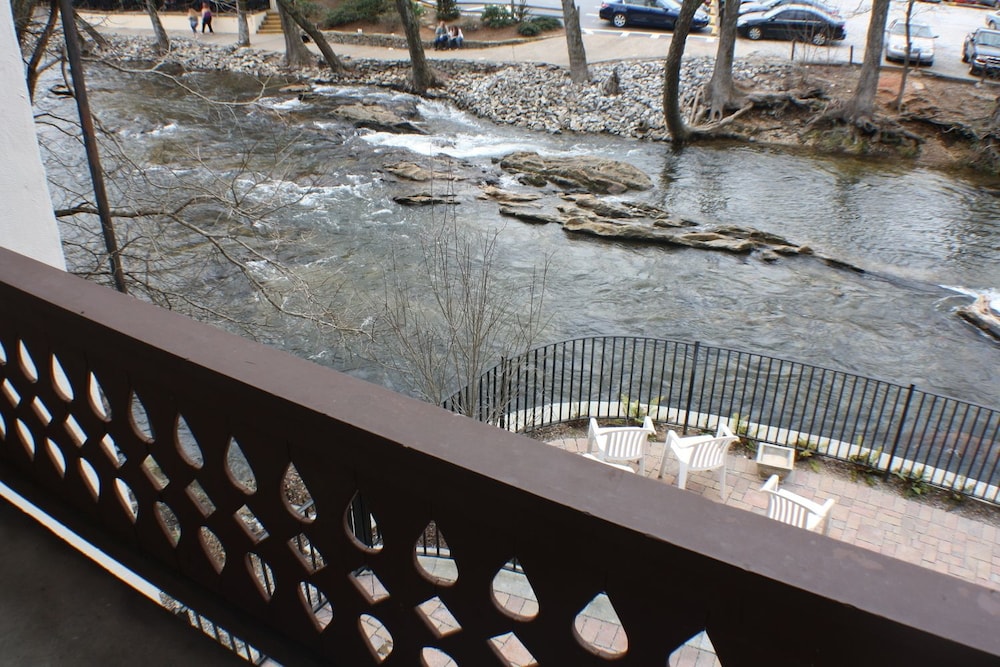 Helendorf River Inn Suites & Conference Center - photo 28