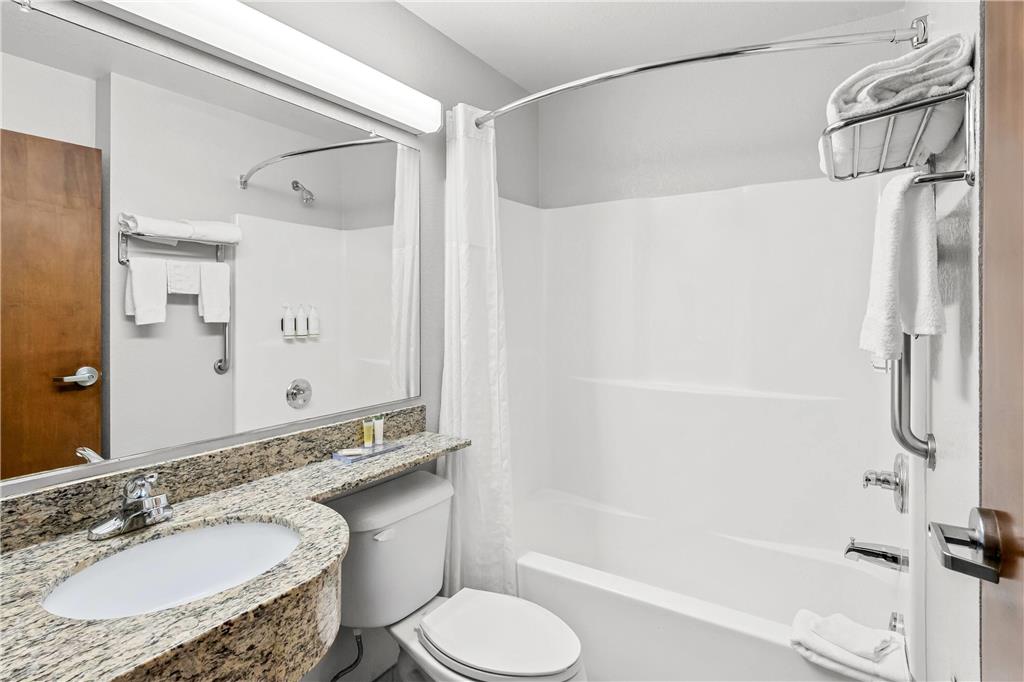 Microtel Inn & Suites by Wyndham Searcy - photo 26