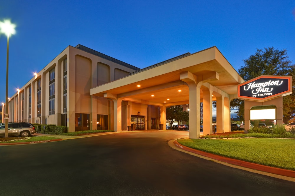 Hampton Inn College Station - photo 38