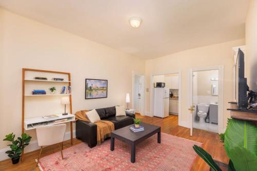 Centrally Located Back Bay 1 Bedroom — 4-Star Luxury Hotel in Boston, United States