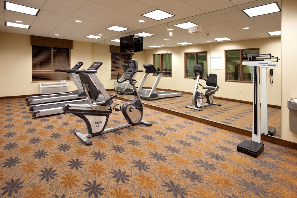 Holiday Inn Express Hotel & Suites LAMAR by IHG - photo 18