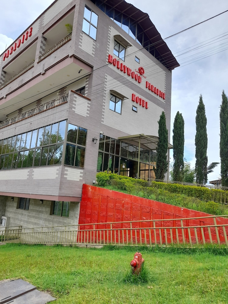 Hollywood Paradise Hotel in Rionegro, Colombia