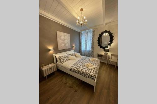 Domus Tuscia Apartments Via Estrema 2 — 4-Star Luxury Hotel in Viterbo, Italy