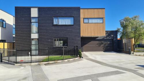 3 bedroom home away from home in Palmerston North — 4-Star Luxury Hotel in Palmerston North, New Zealand