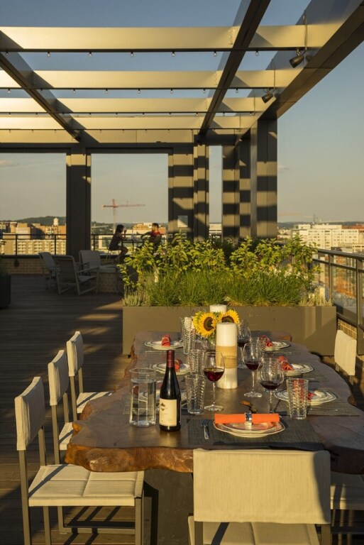 Meridian at Pentagon City by Global Luxury Suites - photo 14
