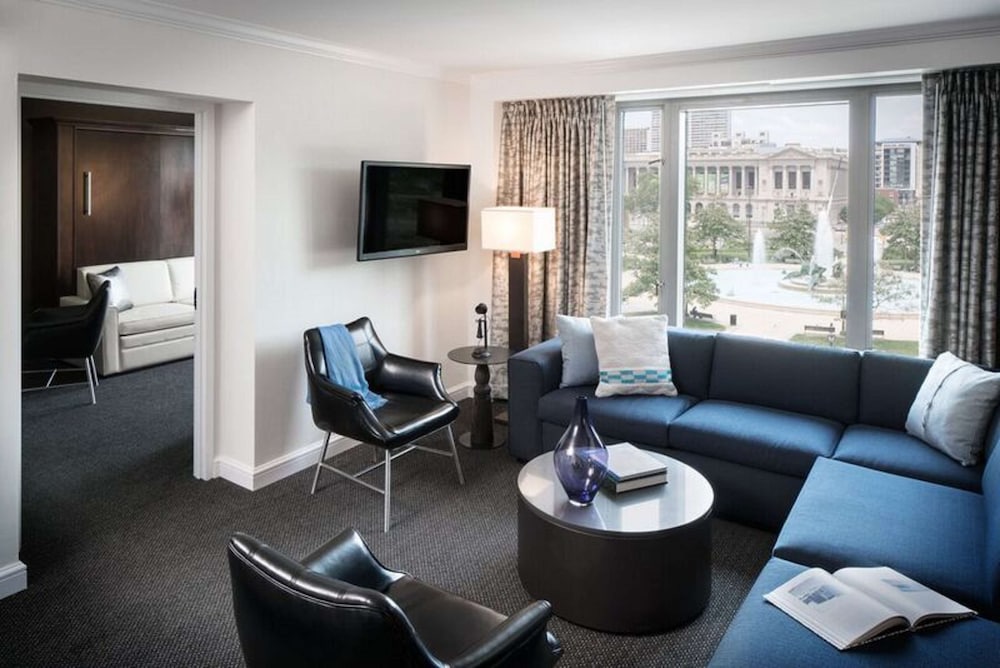 The Logan Philadelphia Curio Collection by Hilton - photo 38