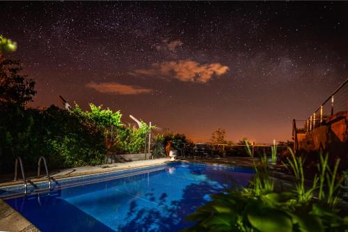 Casas da Fraga Serra da Estrela — 4-Star Luxury Hotel in Fornos De Algodres, Portugal
