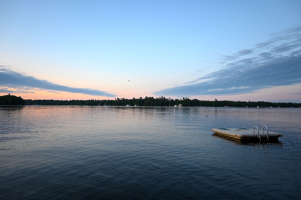 Bobcaygeon Resort — Lindsay