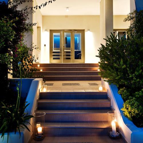 Orizontes View Hotel in Pyrgos, Greece