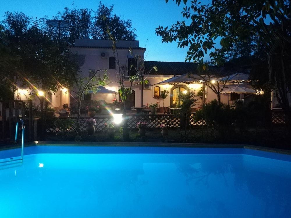 Agriturismo Terrenia — 4-Star Luxury Hotel in Taormina, Italy