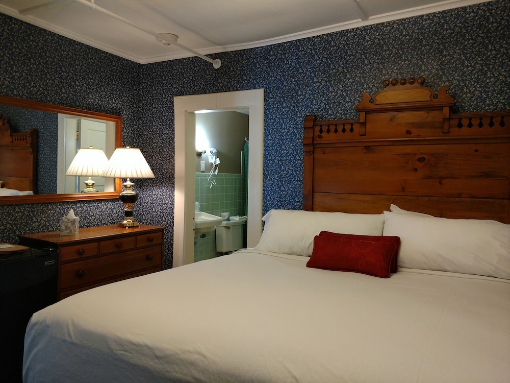 Thayers Inn - photo 13